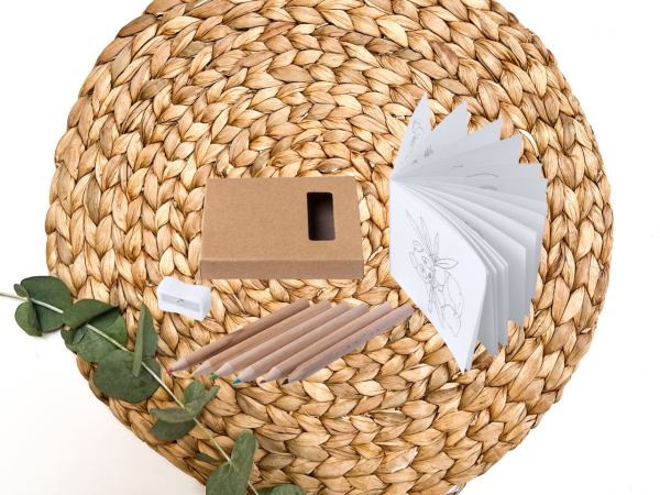 Detalle Caja lápices pequeña personalizada - Imagen 4