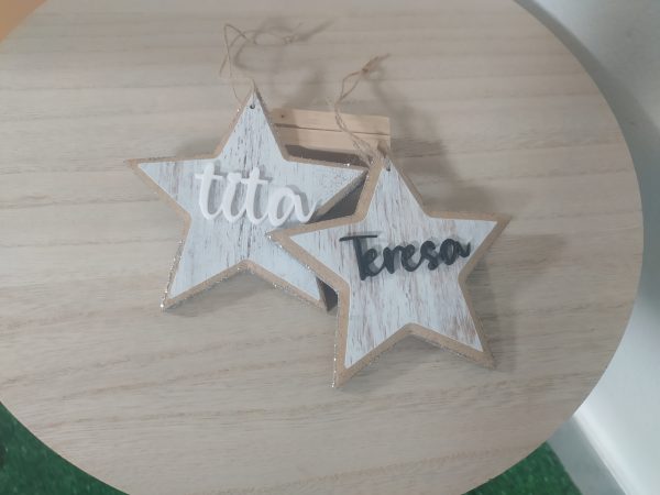 Estrella de madera con nombre personalizado - Imagen 6