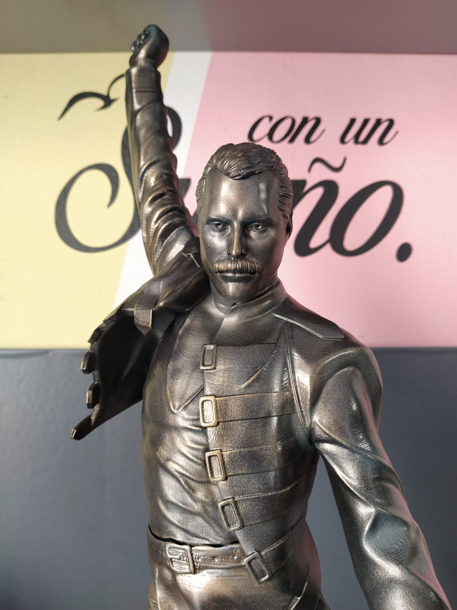 Estatua 3D XL - Leyenda del Rock (edición fan art inspirada) - Imagen 4