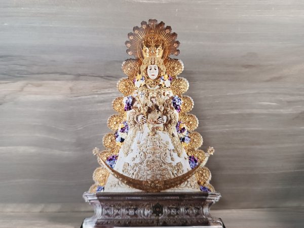 Figura Virgen del Rocío - Imagen 2