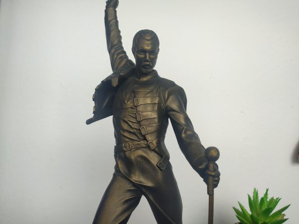 Estatua 3D Leyenda del Rock (edición fan art inspirada) - Imagen 3