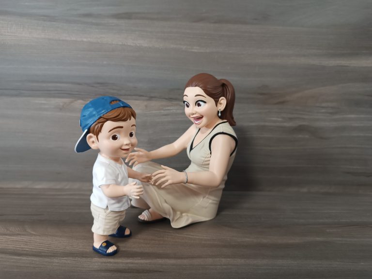 FIGURA CARTOON PERSONALIZADA MADRE E HIJO