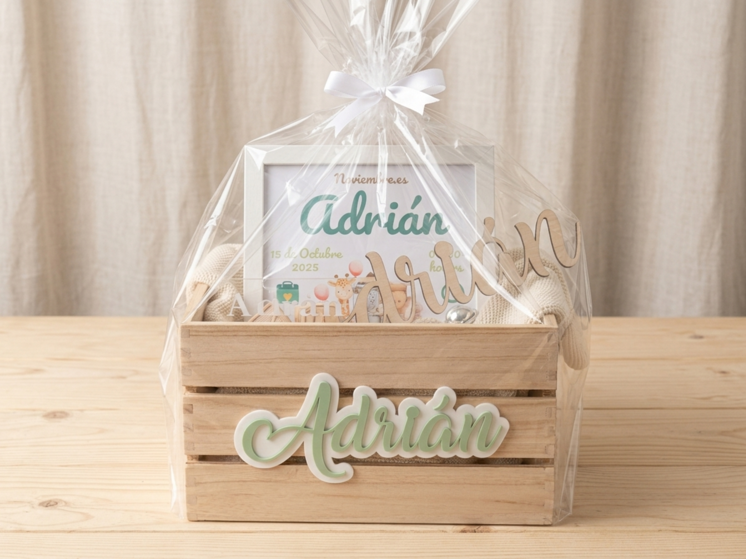 Kit Caja personalizada - Canastilla de Regalo Personalizada "Bienvenido al Mundo"