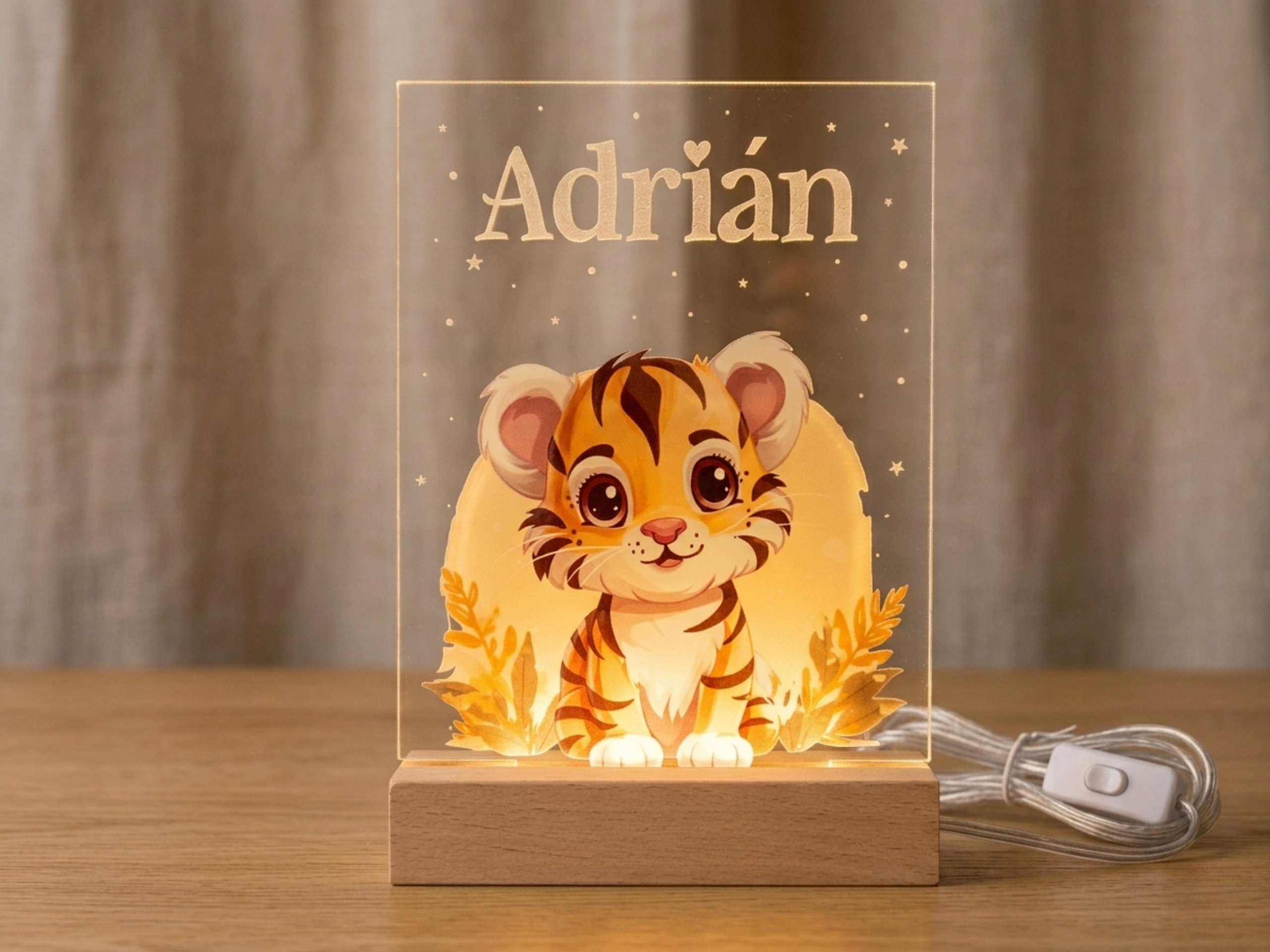 Lámpara Quitamiedos Personalizada con Nombre – Diseño Infantil en Metacrilato - Imagen 2